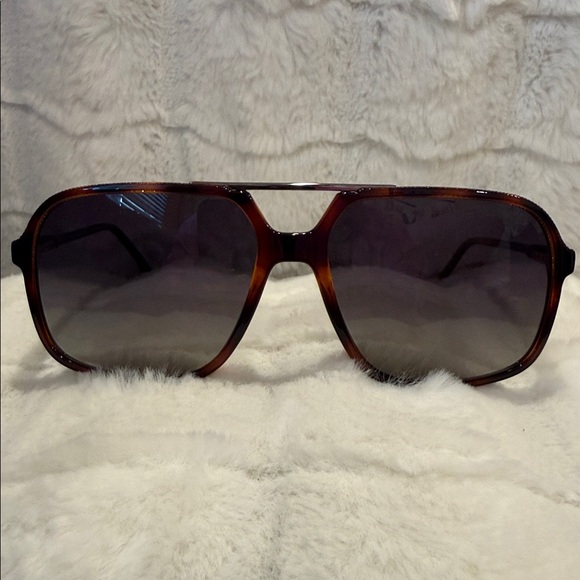 CarreraAviator Black/Brown TortoiseUnisex Polarized Sunglasses